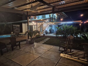 Terrace/patio - Ginger House – Sleeps 8 | Pool & Rancho | 3 km from Surf (Quebrada Amarilla)