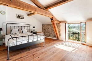 6 bedrooms, desk, iron/ironing board, travel cot - Beautiful Villa with Pool + Garden near Biarritz (Auterrive)