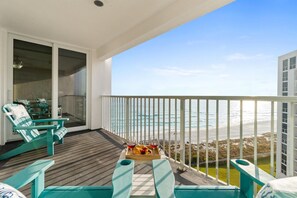 Property grounds - Shoreline Towers 1094-seasonal beach service-pool (Destin)