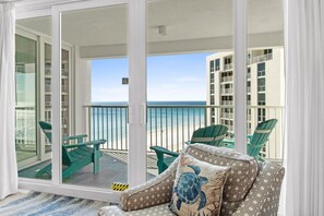 Interior - Shoreline Towers 1094-seasonal beach service-pool (Destin)