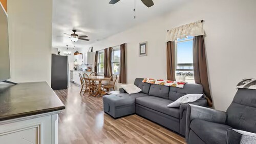 Cozy bungalow in the center of town