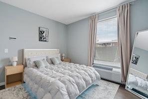 1 dormitorio, tabla de planchar con plancha, Internet y ropa de cama