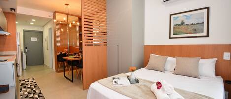 Apartment | Blackout drapes, iron/ironing board, WiFi (free)
