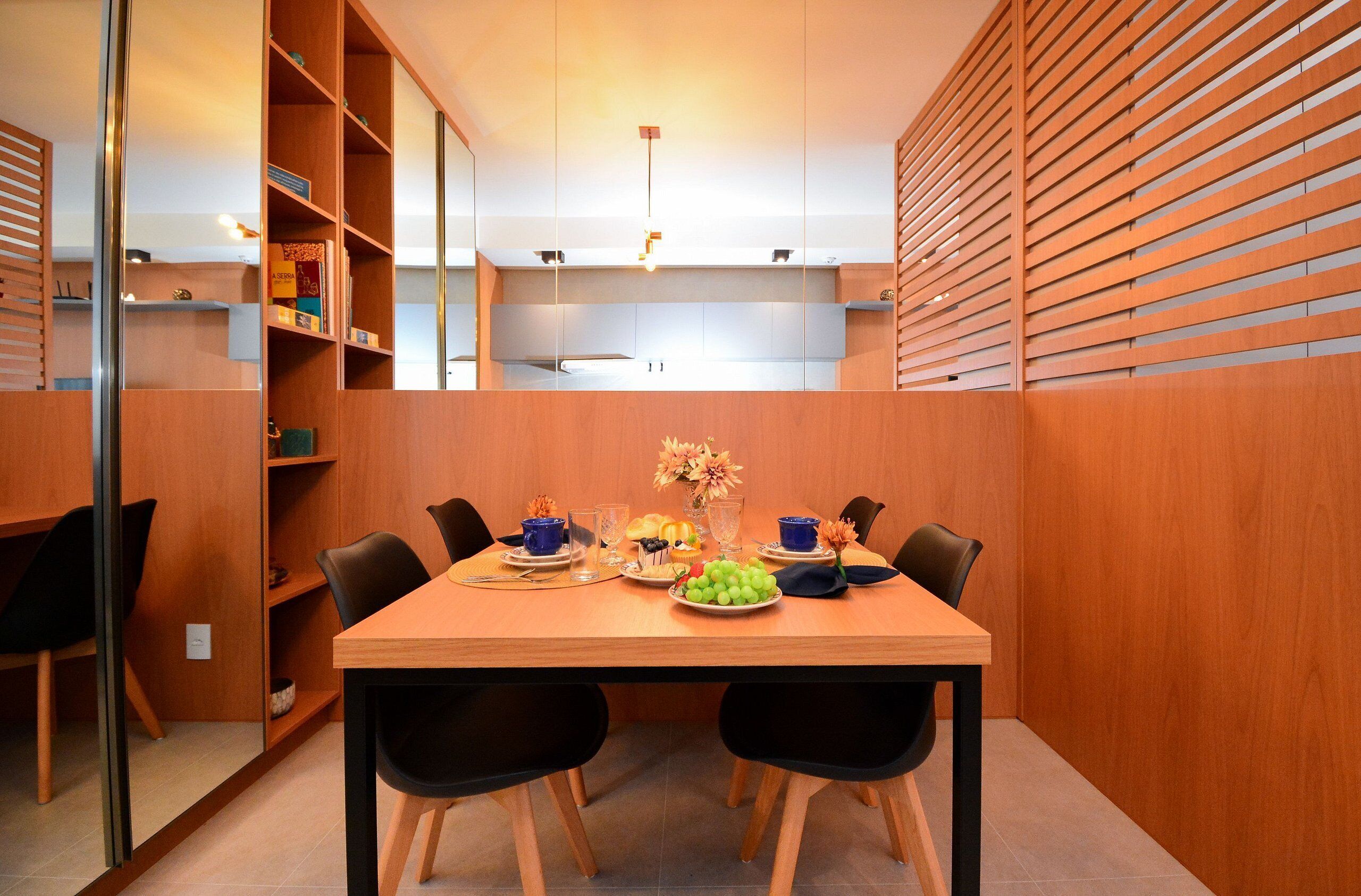 Apartment | Dining