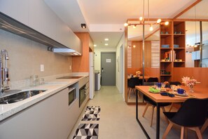 Private kitchen - Studio em frente a UFSC e HU - 106A VIVA (Florianópolis)