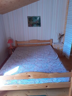 Room - Vrbo Property (La Barre-de-Monts)