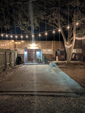 Exterior - By the Bay Getaway -Family Friendly Playroom, Bunk Beds & outdoor fun, Sleeps 5+ (Bacliff)