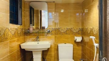 Deluxe-dobbeltværelse - 1 dobbeltseng | Badeværelse