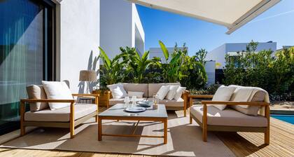 Tavirabliss Signature Villa
