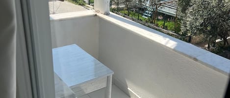 クラシック ルーム バルコニー | 屋外ダイニングエリア