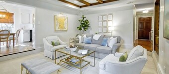 The Coventry — A Family Retreat Near LSU 4BR/2BA w Game Room & Basketball Goal