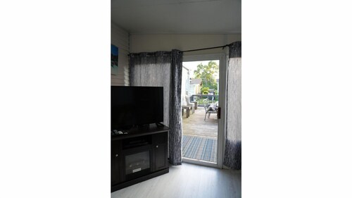 Walk to the beach - Pet Friendly Quarry View Cottage at Sherkston Shores Resort