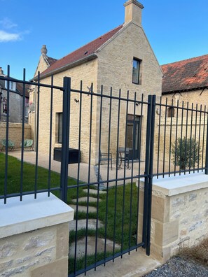 Property grounds - Maison proche mer (Reviers)