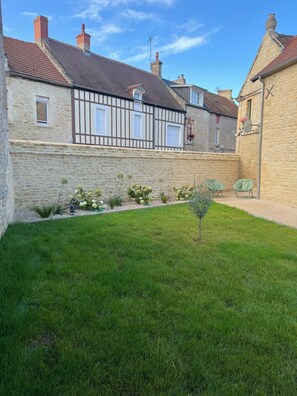 Property grounds - Maison proche mer (Reviers)