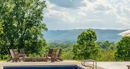 Peony Hill Grand Primary Suite