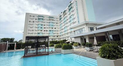 Piper’s Pad Marina-Cozy 1BR Condo close to Restau & Seaports. A/C - Kitchenette.