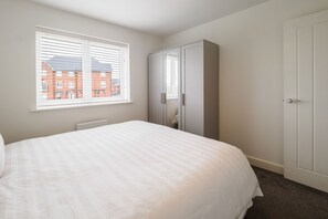 House | 4 bedrooms - Host Stay Flourishing Court (Canterbury)