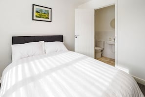 House - Host Stay Flourishing Court (Canterbury)