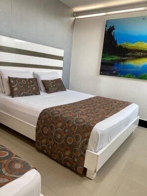 In-room safe, free WiFi - HOTEL GENOVA PRADO (Barranquilla)