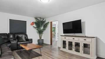 Smart TV, music library, stereo, offices
