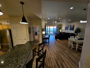 Interior - Shore Sounds Good (Rodanthe)
