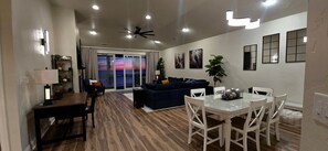 Dining - Shore Sounds Good (Rodanthe)