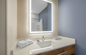 Standard Studio, Non Smoking (Refrigerator & Microwave) | Bathroom | Towels, toilet paper - Extended Stay America Premier Suites - Denver International Airport (Denver)