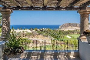 Property grounds - Palmaritos #5 CDS by The Agency Baja Travel (San Lucas)