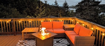 Cozy cottage located just over an hour to St. John's, NL! Pets welcome!