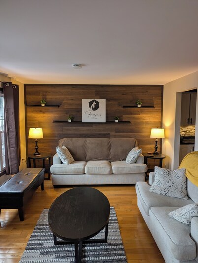 Cozy cottage located an hour and 20 minutes from St. John's! Pets welcome!