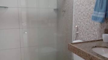 Superior-suite - udsigt til have | Badeværelse