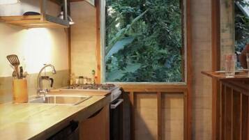 ์ ์ฉ ์ฃผ๋ฐฉ