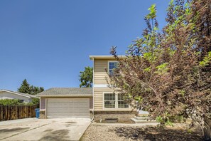Exterior - The Luxe Nest | 5BR Retreat w/ Games & Fire Pit (Arvada)
