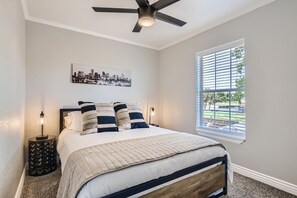 5 bedrooms, travel cot - The Luxe Nest | 5BR Retreat w/ Games & Fire Pit (Arvada)