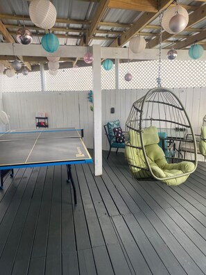 Games room - Beach! Play! Relax! Enjoy! (Gulfport)