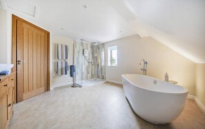 Maison, 1 chambre, balcon | Salle de bain
