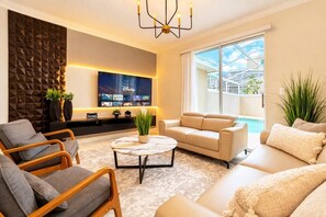 TV - Family Disney Villa • Private Pool • Game Room • ChampionsGate Resort (Davenport)