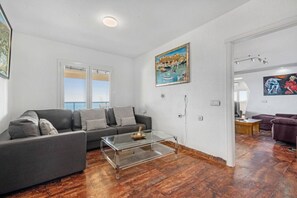 Living area - Villa Infinity | Sea Views | Pool | Jacuzzi | BBQ (Castell del Rey)