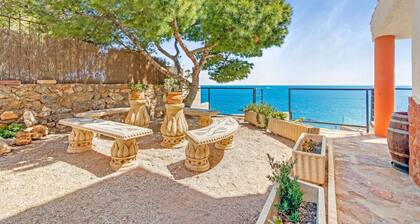 Villa Infinity | Sea Views | Pool | Jacuzzi | BBQ