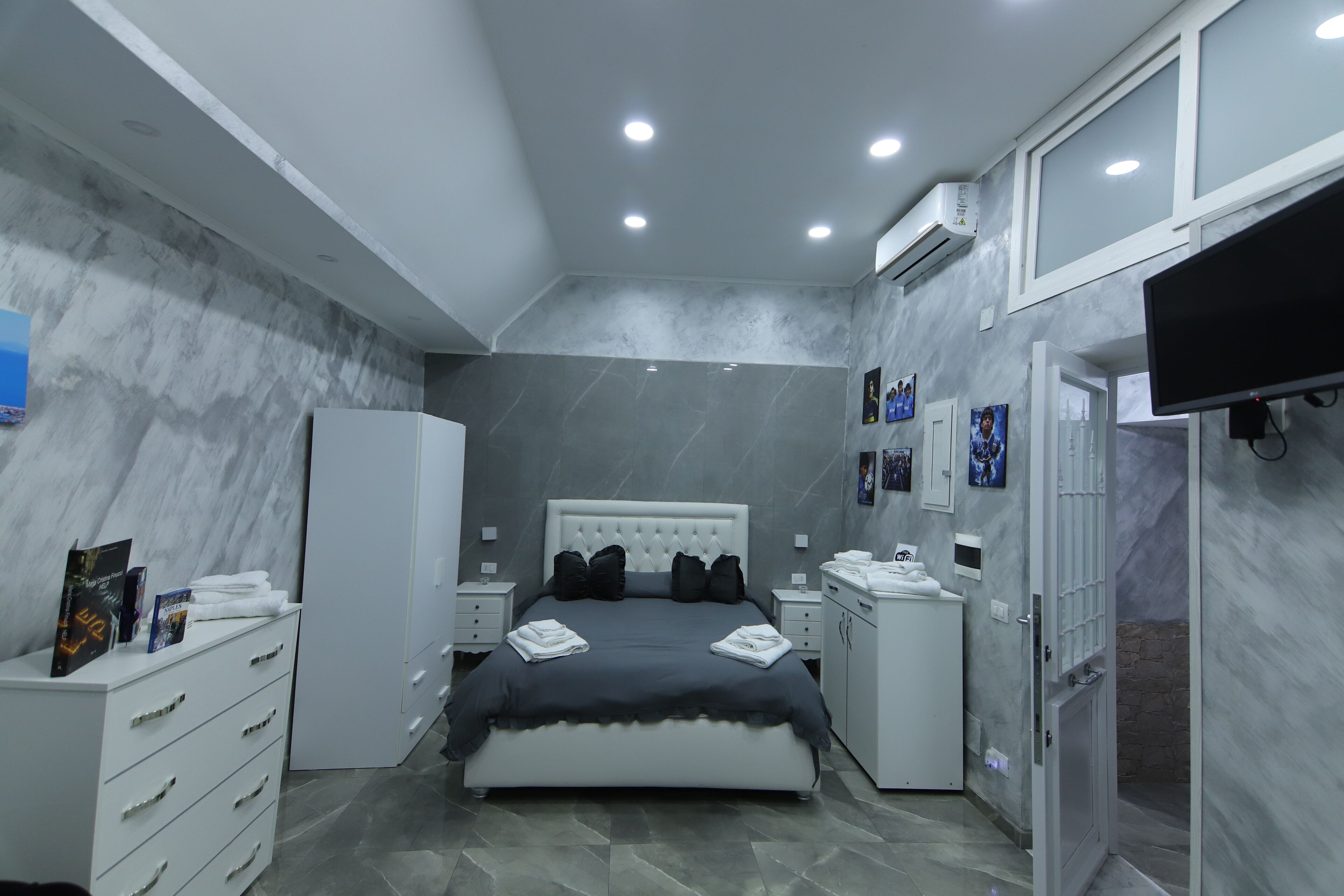 1 chambre, fer et planche à repasser, Wi-Fi, draps fournis
