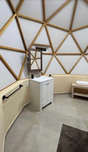 럭셔리 더블룸, 바다 전망 | 욕실