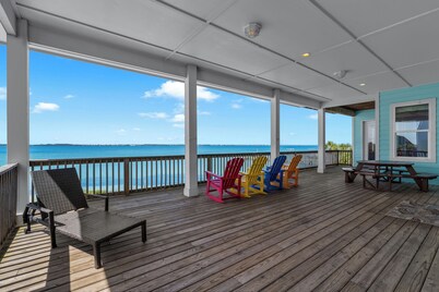 Baywatch Beach House | Private Pool | Beach Service Included | Dog Friendly | Mooring Bouy