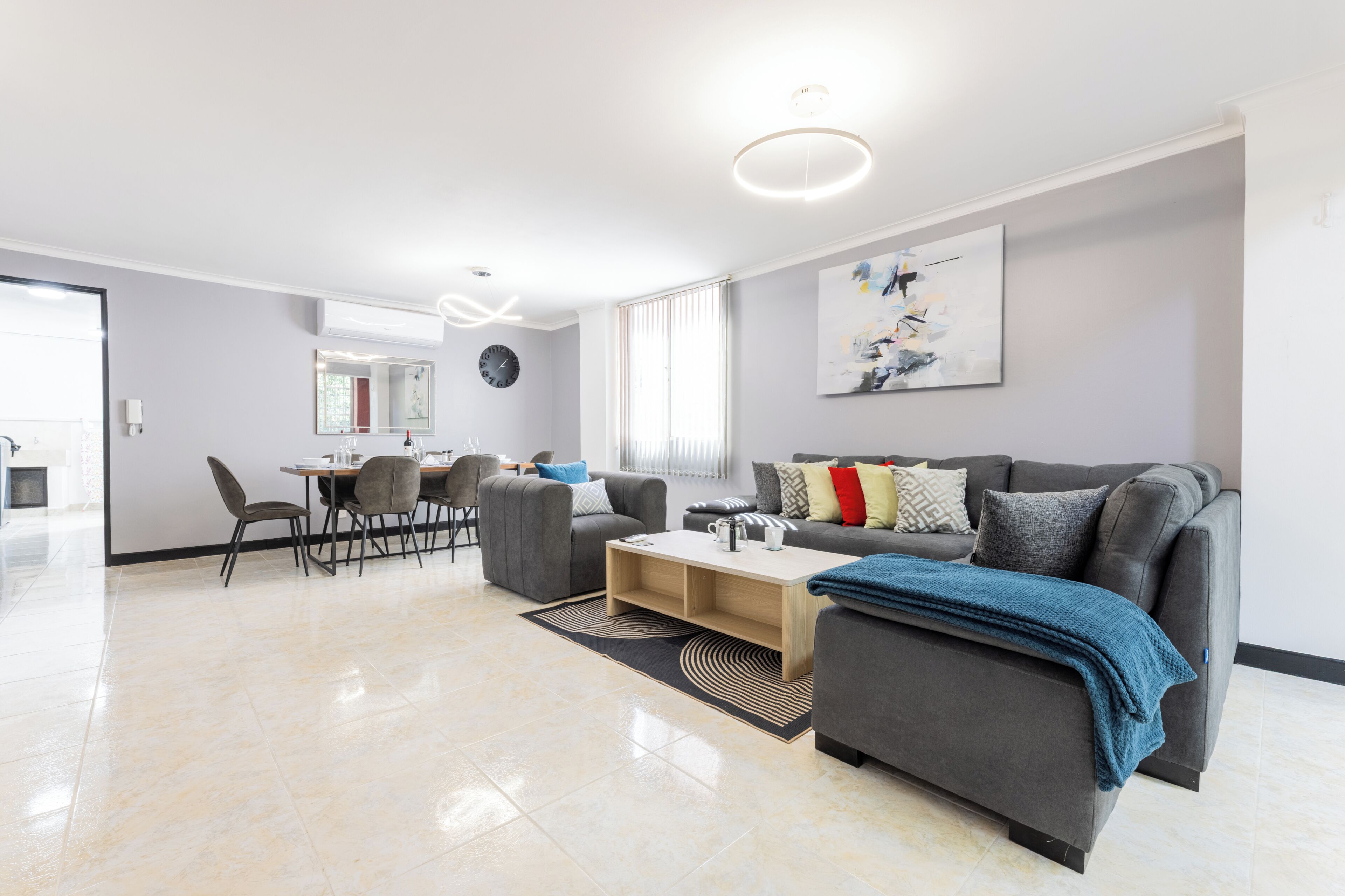 Large Hidden Gem In Poblado With A/c And Gym. Steps From Provenza / Lleras. - Sabaneta