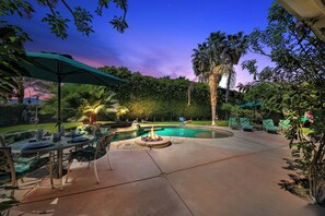 Pool - Get extra festival day free, walking distance, Pool-Large-Home (Indio)