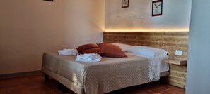 5 Schlafzimmer, Bügeleisen/Bügelbrett, WLAN, Bettwäsche