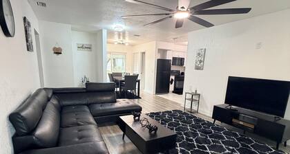 Marvelous 3BR/3BA Winter Haven Home — Minutes to Legoland!