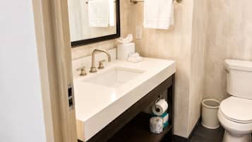 Kamar Keluarga | Kamar mandi
