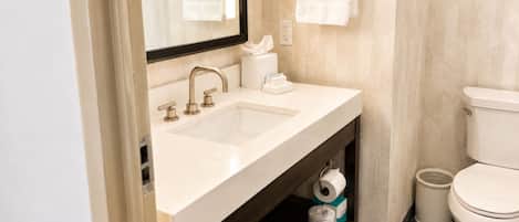 Family Room | Bathroom