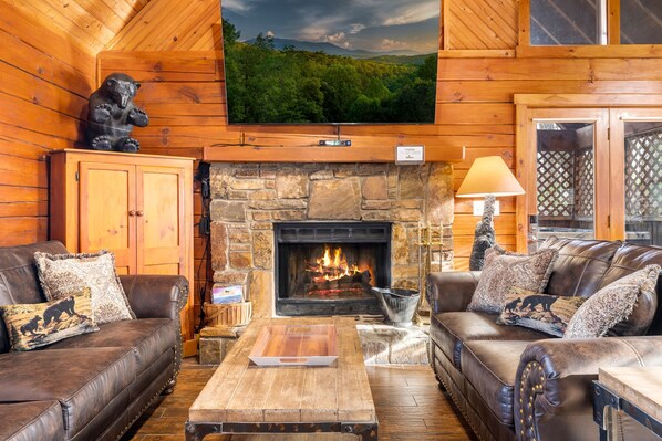 Interior - Cozy Cottage for 4 | Hot Tub | Mountain Views! (Pigeon Forge)