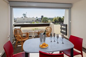 Outdoor dining - L'EPICURIEN - Port Nature Apartment 417 - Luxury - 2 people (AGDE)